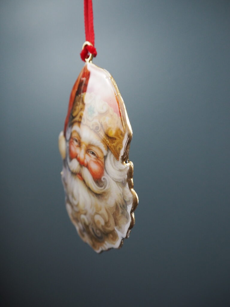Santa Hanging - Image 2