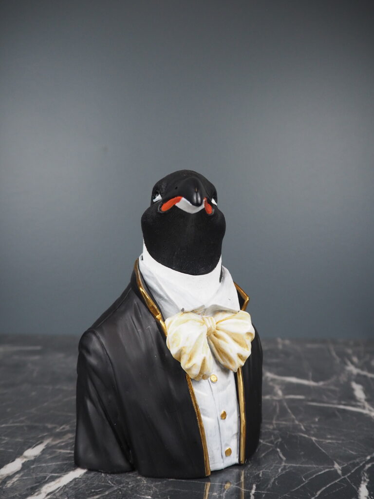 Pascal Penguin bust - Image 3