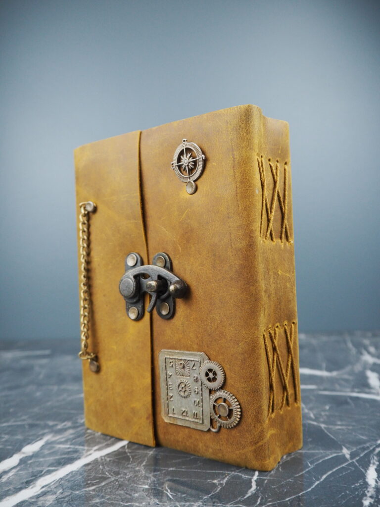 Vintage leather journal w lock & accessories - Image 2