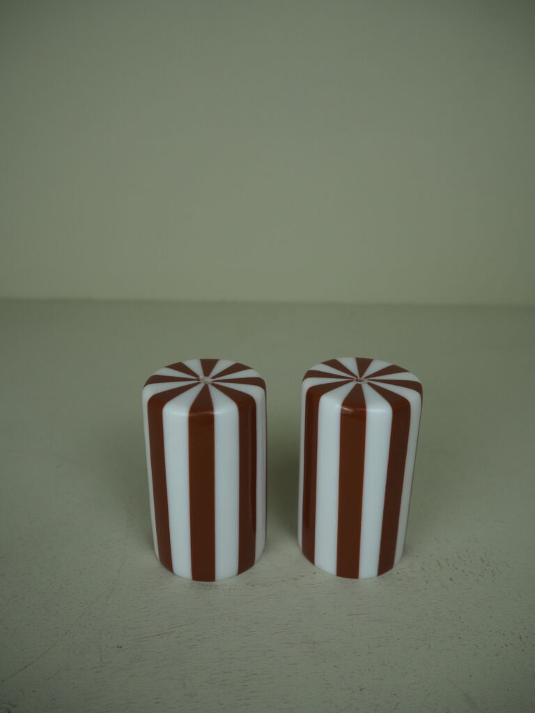Resin Salt & Pepper - Image 2