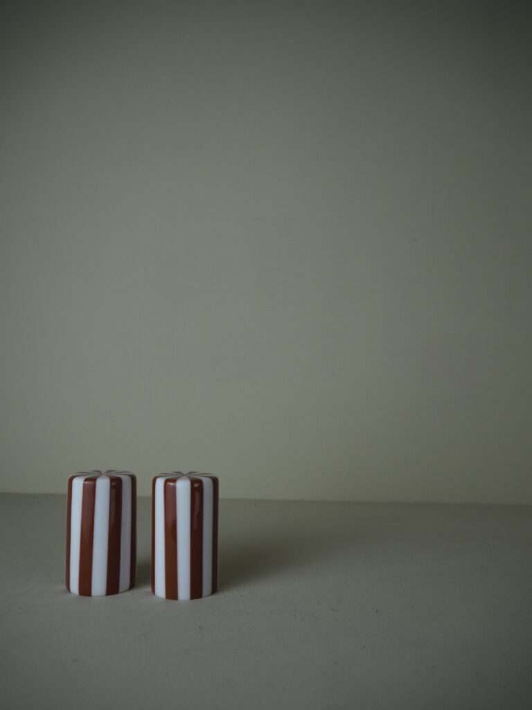 Resin Salt & Pepper - Image 4