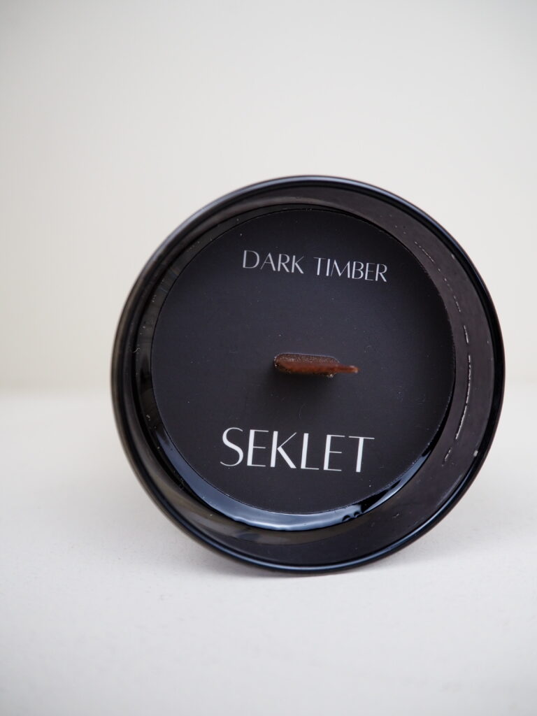 SEKLET black cedar candle - Image 4