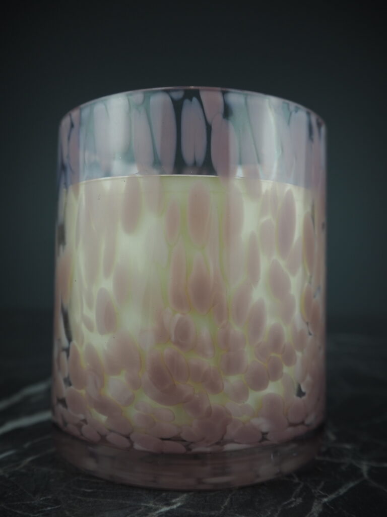 Mormor candle pink passionfruit - Image 4