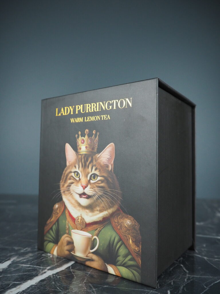 Celine cat candle - Image 2