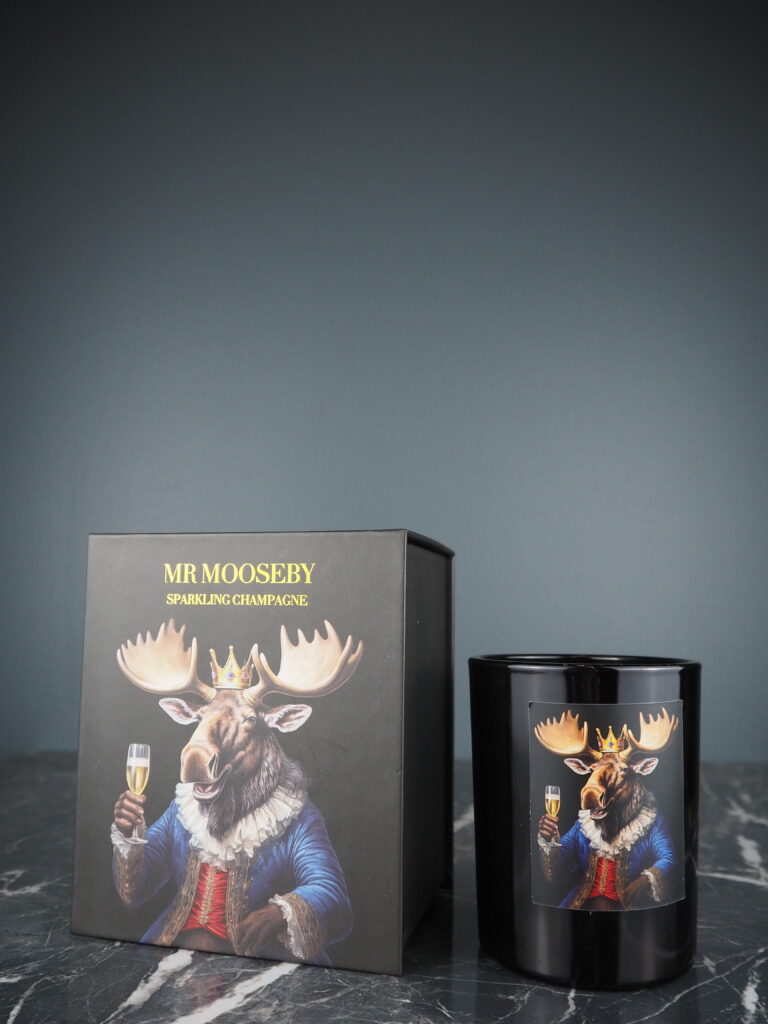 Marcel moose candle - Image 2