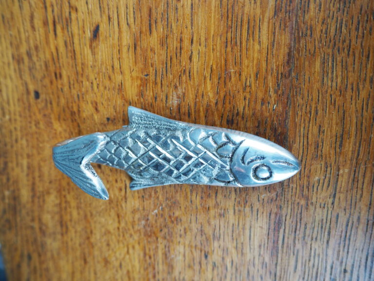 Hook fish - Image 2