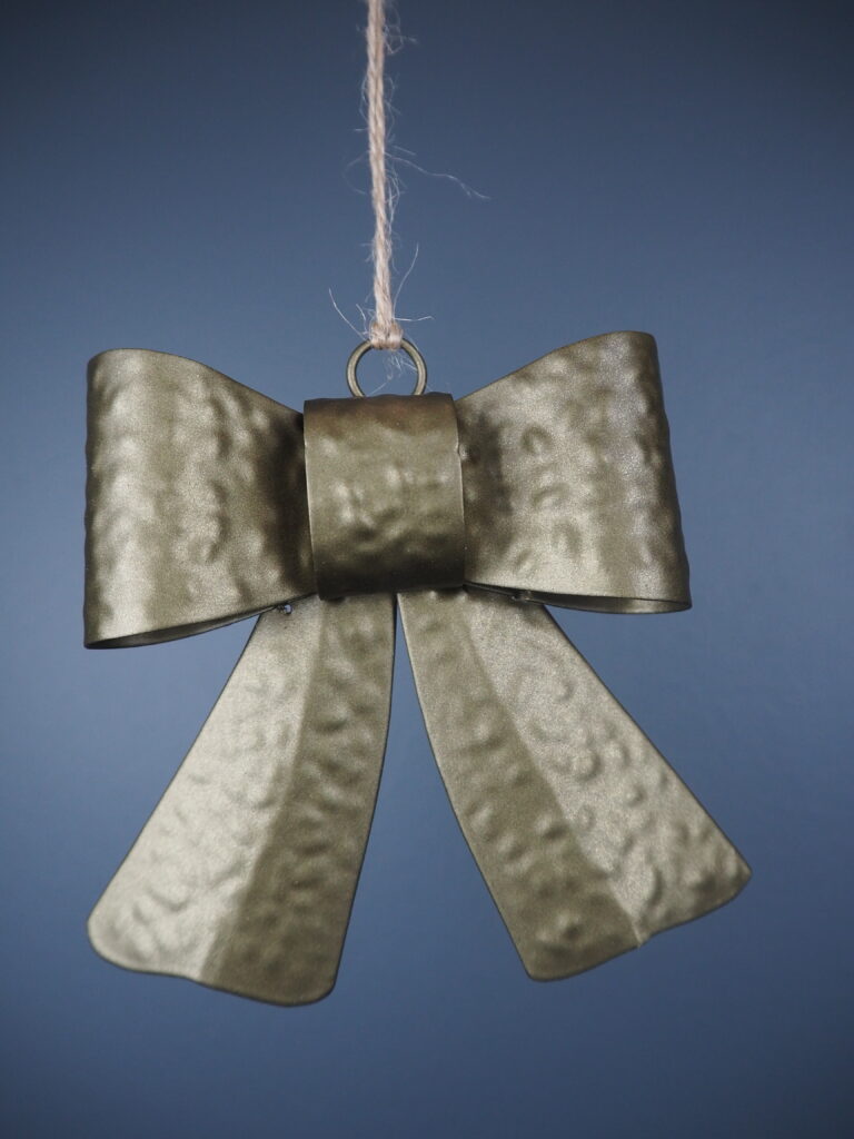 Hanging bow - Image 3