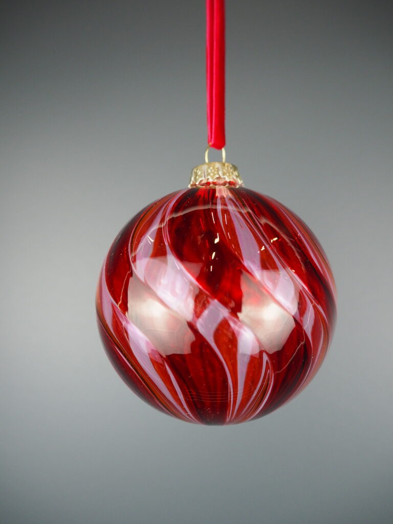 Glass ball red pink swirl - Image 2