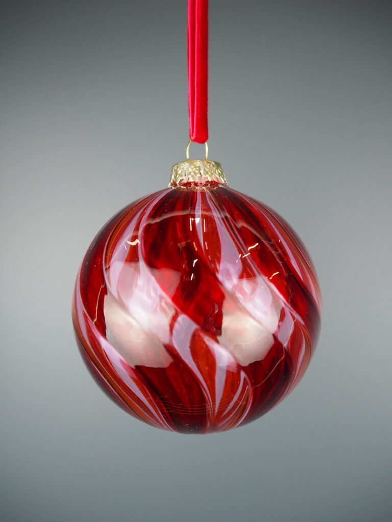 Glass ball red pink swirl - Image 3