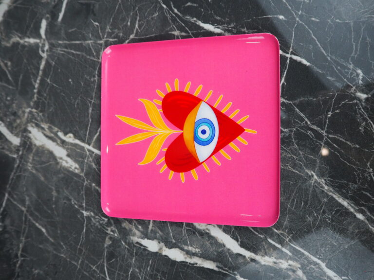 Tray w heart - Image 2