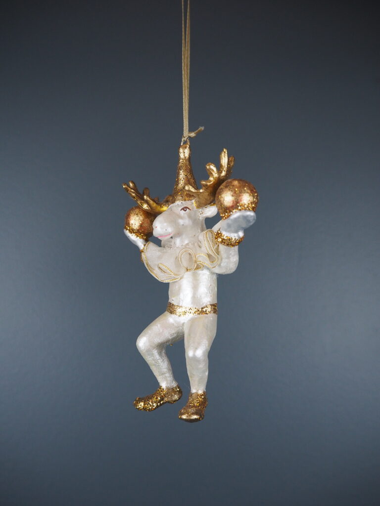 Circus moose in white gold orn - Image 5