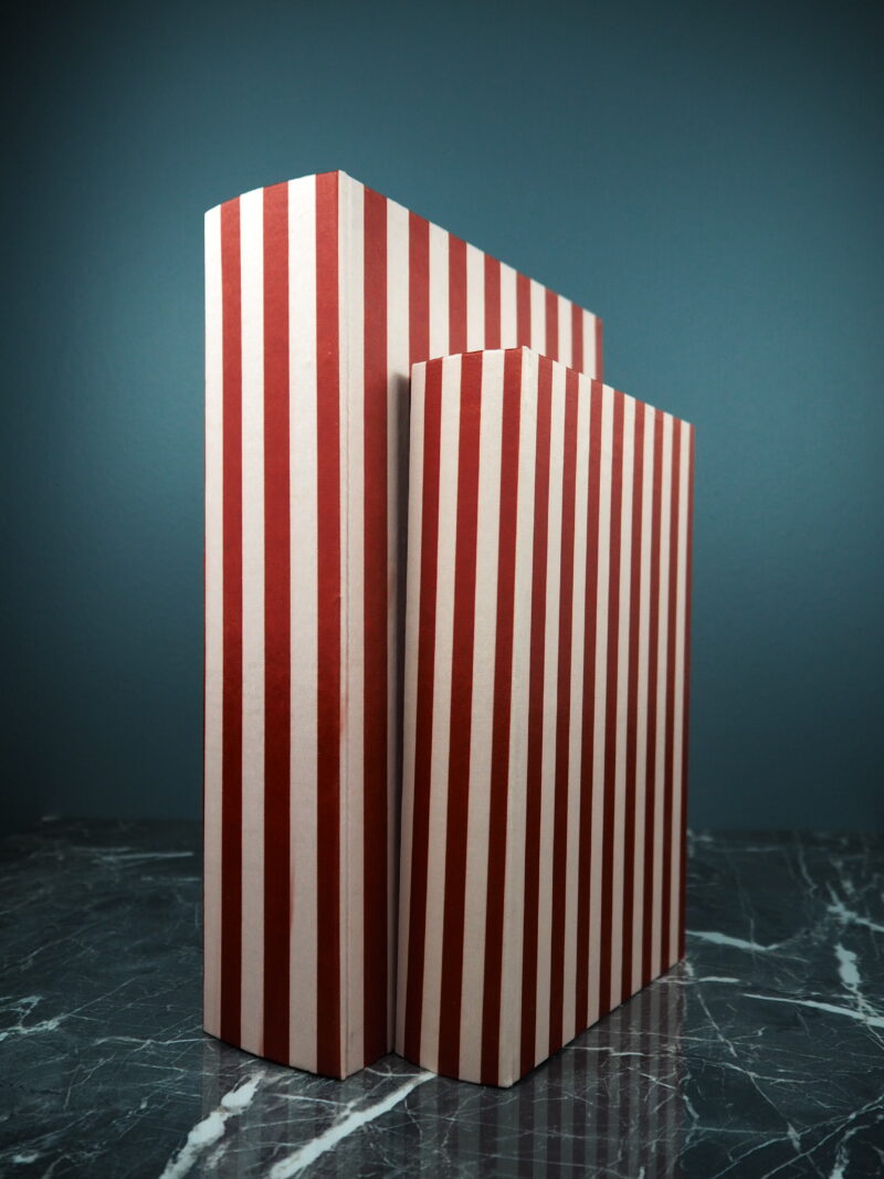 Book box S/2