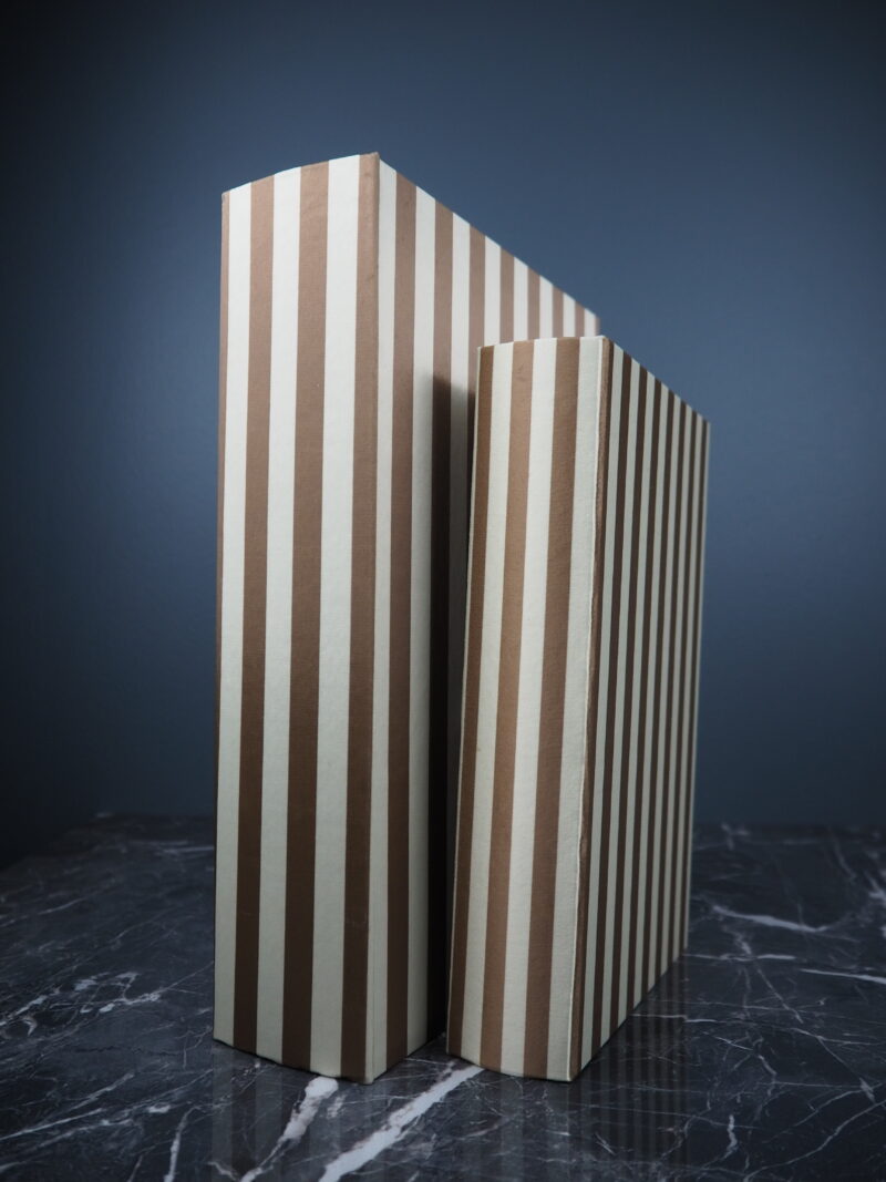 Book box S/2