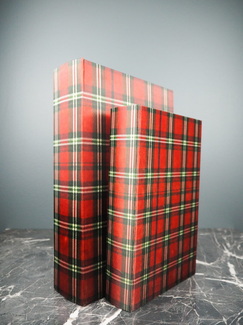Book box S/2