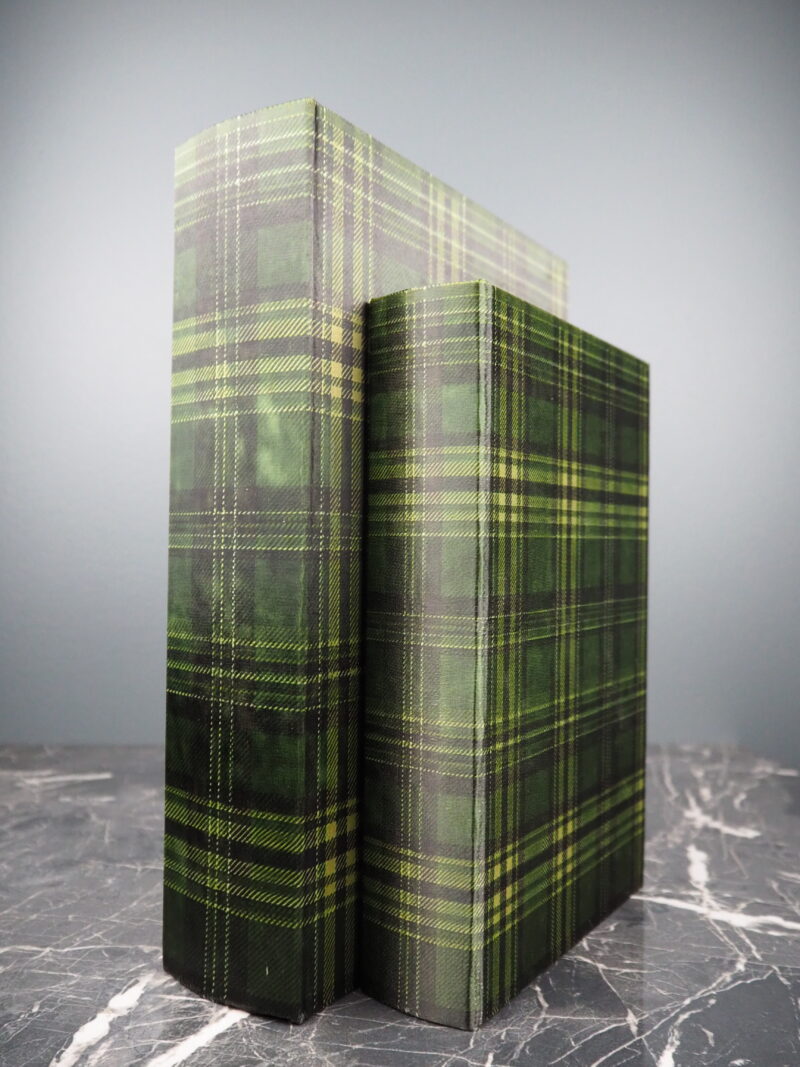 Book box S/2