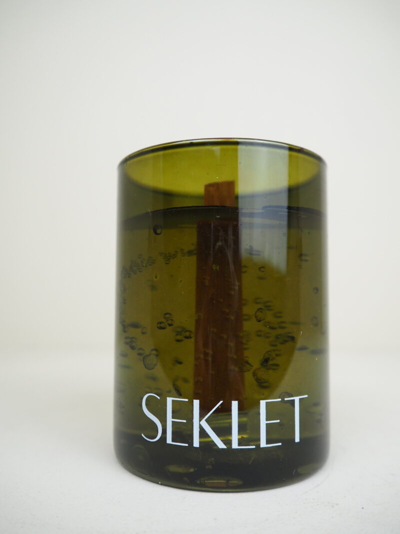 SEKLET green moss candle