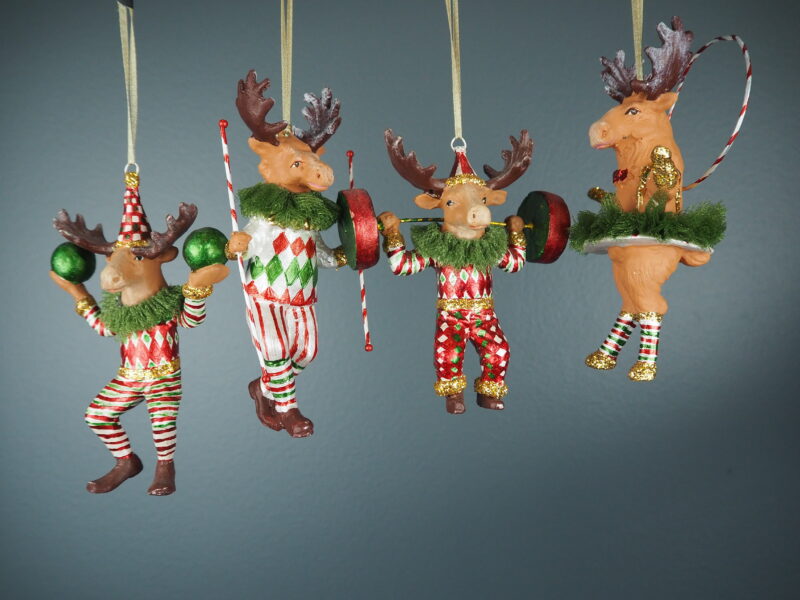 Circus moose in diamond design orn