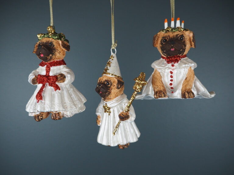 Lucia Dog a/3 white glits orn