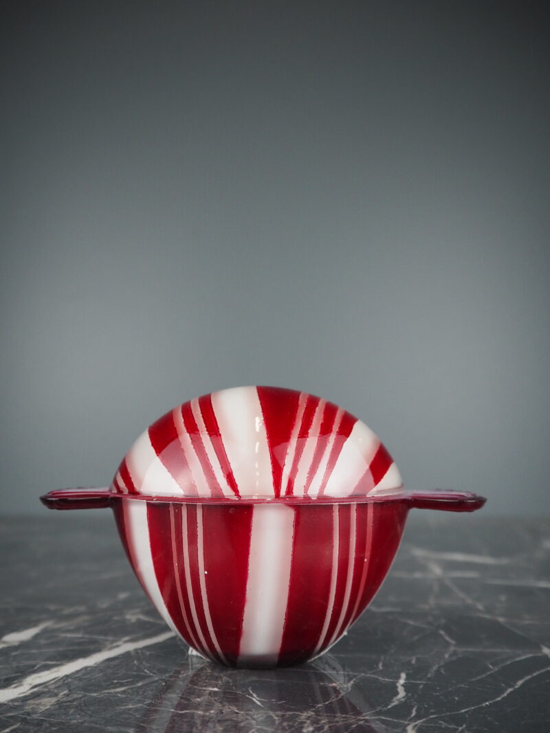 Lid jar with wax