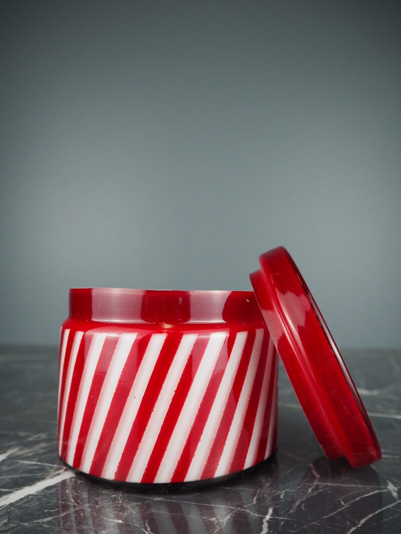 Lid votive with wax