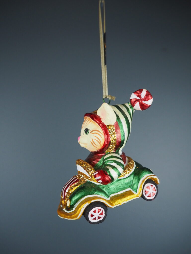 Xmas Cat in mini car red/green - Image 4