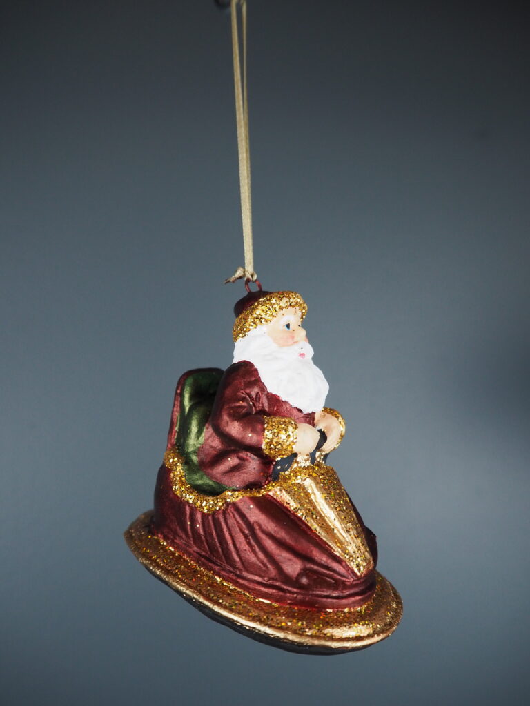Circus Santa A/5 red/green orn - Image 10