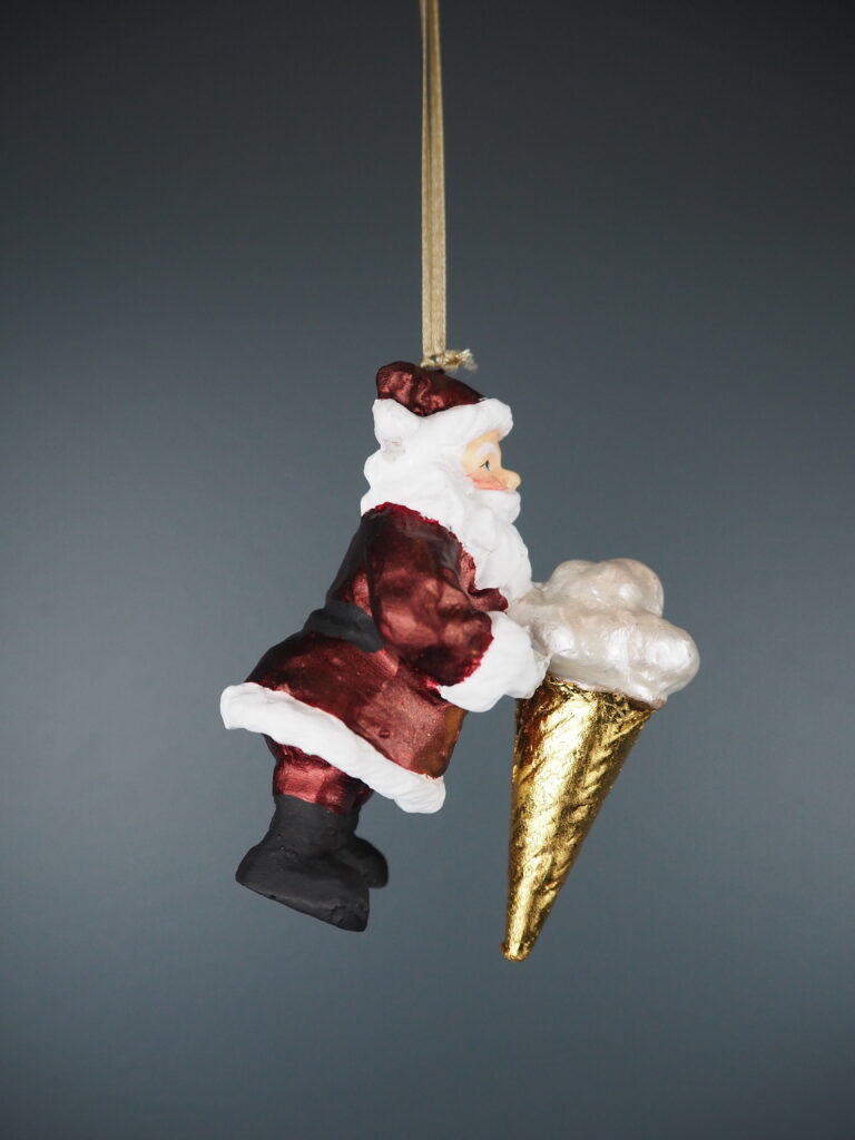 Circus Santa A/5 red/green orn - Image 12