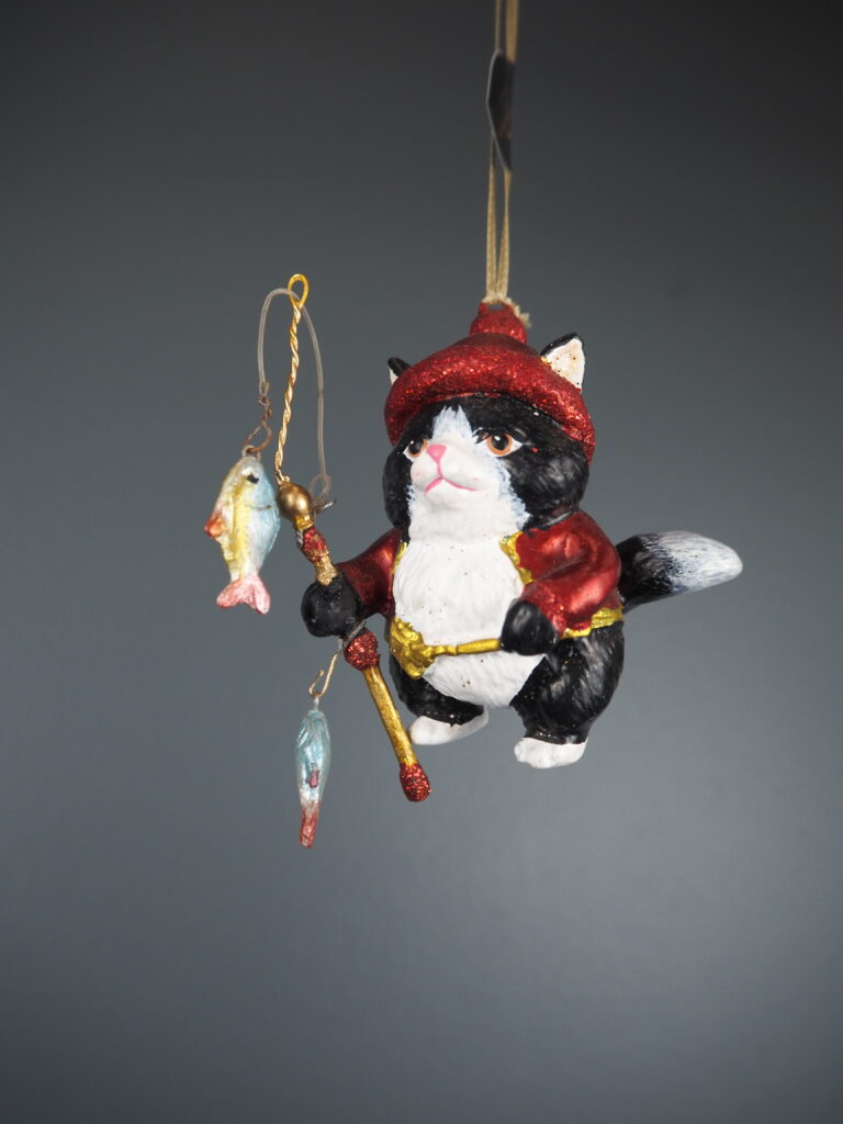 Fishing cat in black/red orn - Image 2