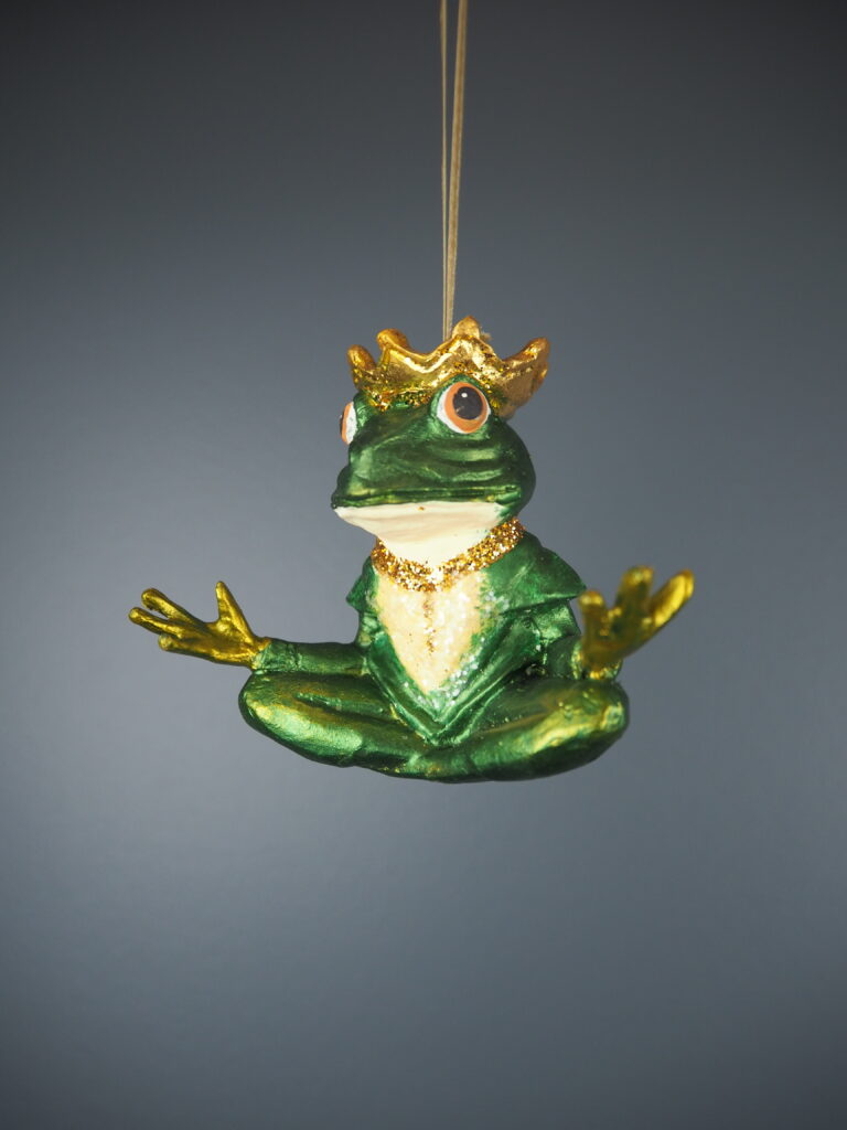 Meditating frog in green - Image 2