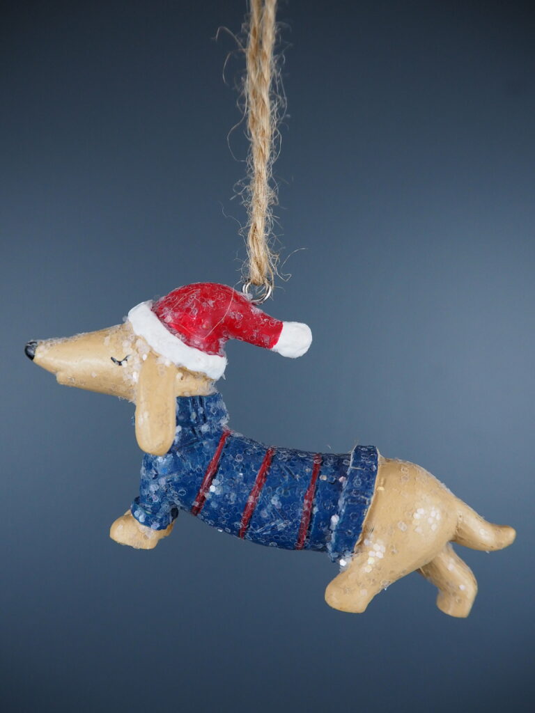 Dog hanging - Image 2