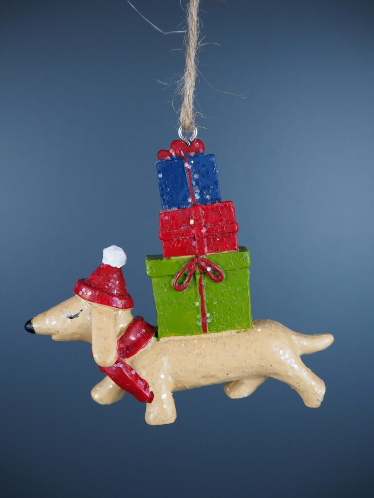 Dog w gifts brown - Image 2