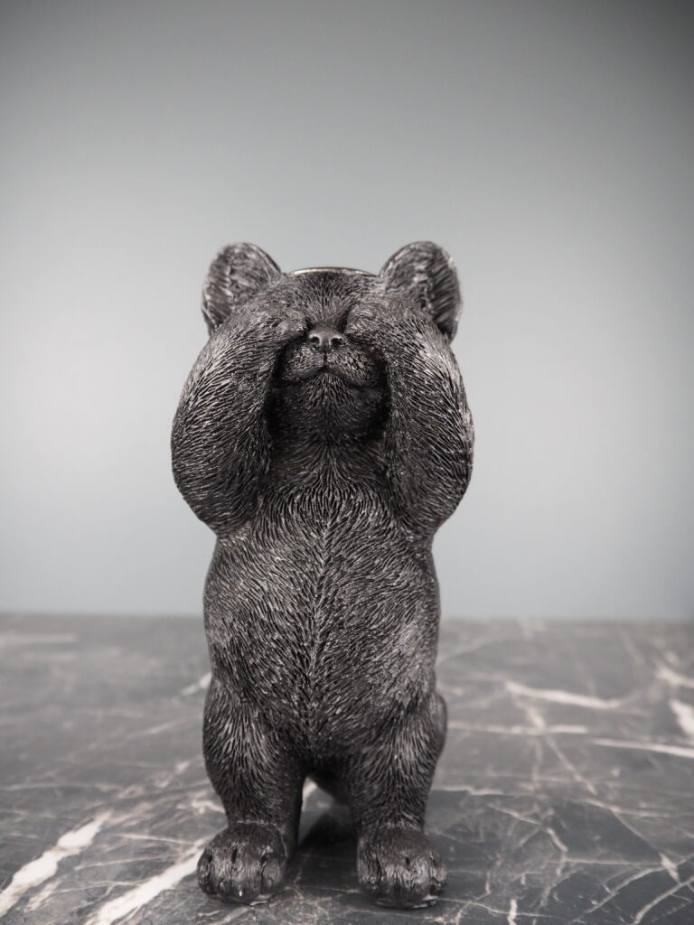 Cat candle holder